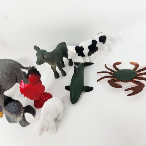 Set Of 11 Plastic Animal Figures Tiger Giraffe Elephant Shark Cow Rabbit Crab Sm - Picture 5 of 8